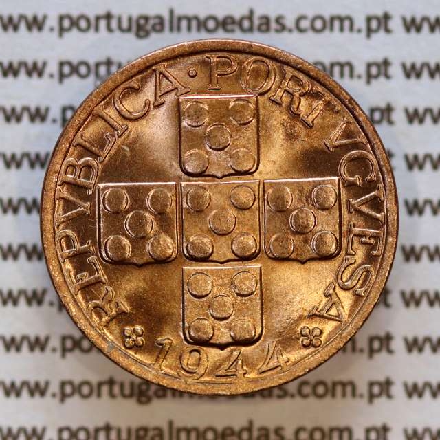 Portugal, bronze coin of 20 centavos 1944 Portuguese Republic, XX centavos 1944 Bronze (UNC), World Coins Portugal KM 584