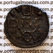 Portugal dinheiro of King Pedro I — Reverse (brightness variation 2) – Ref. MQ.1D.AG.P1.02.14.A1