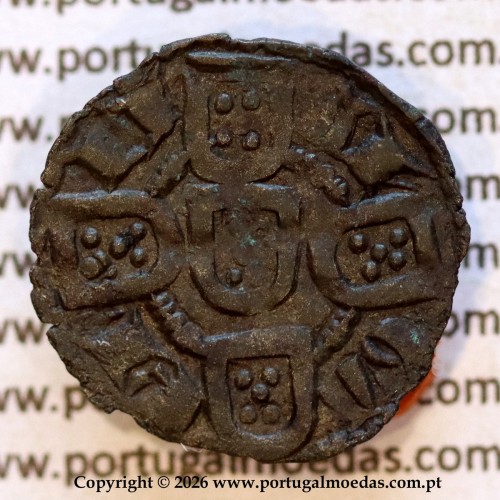 Dinheiro D. Pedro I bolhão (1357–1367) – Reverso (variação de brilho 1) – Ref. MQ.1D.AG.P1.01.06.A1