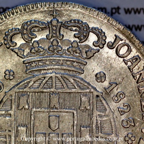 Portugal Cruzado Novo silver 1823, King João VI — Crown and date detail — Ref. MQ.4D.AG.J6.12.06.A3 — Grade: UNC